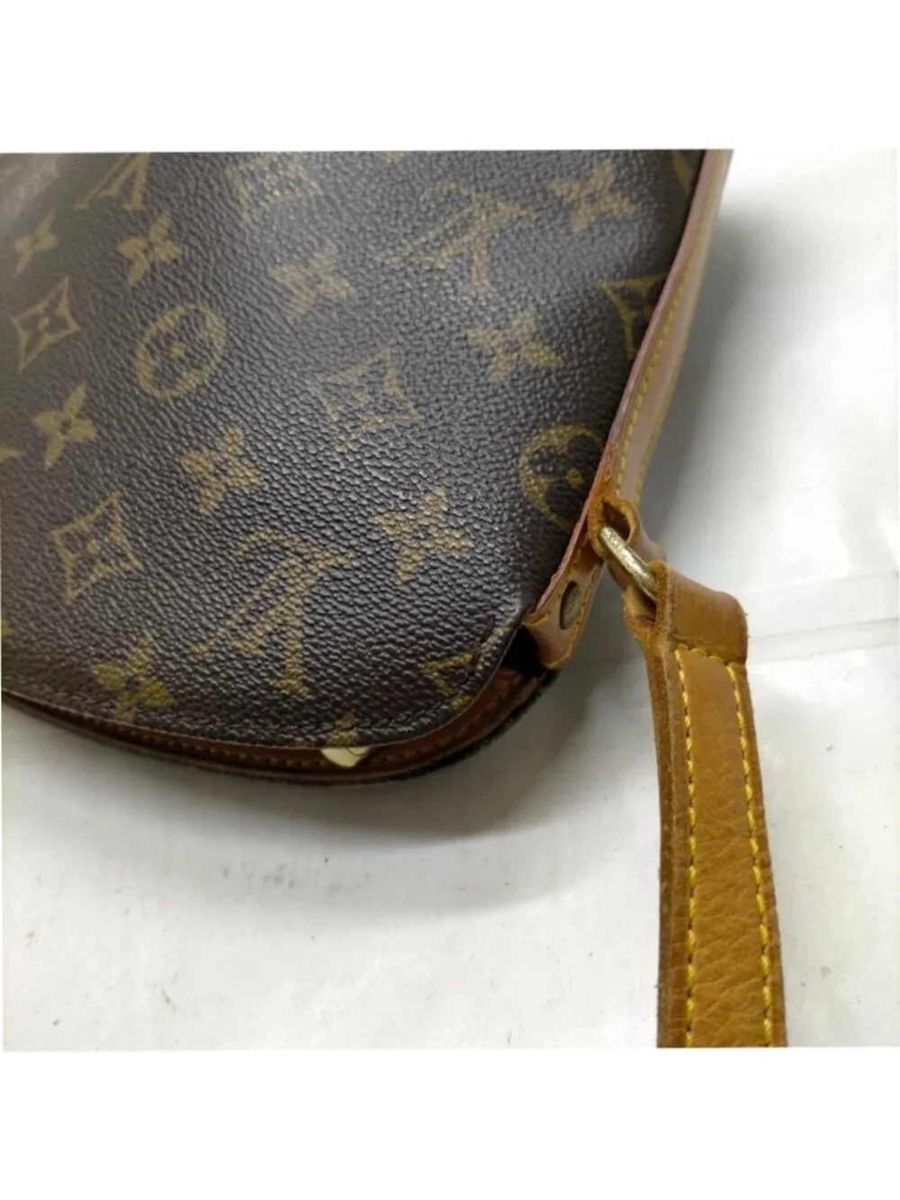 Authentic Louis Vuitton Drouot Monogram Canvas Crossbody Bag Vintage